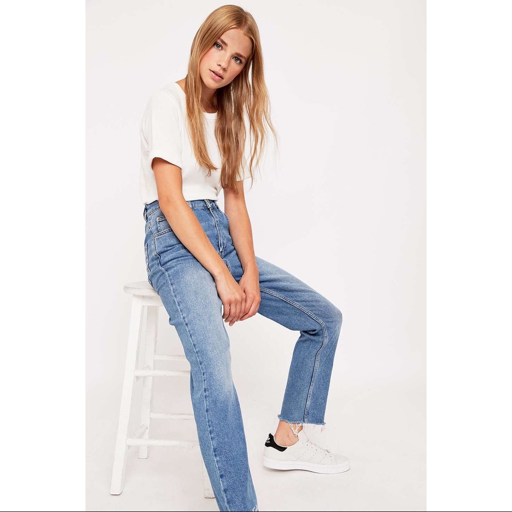 Urban Outfitters BDG Girlfriend High Rise Jeans